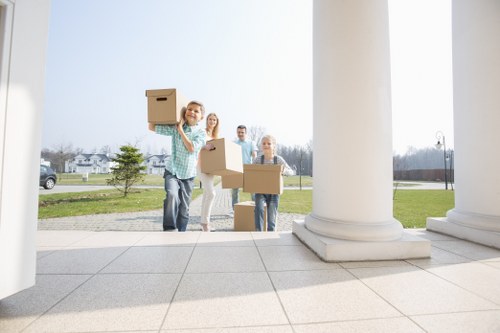 Flexible local moving help for residential and commercial customers in Ilford