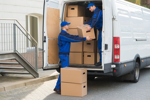 Movers Ilford team preparing a careful local relocation service