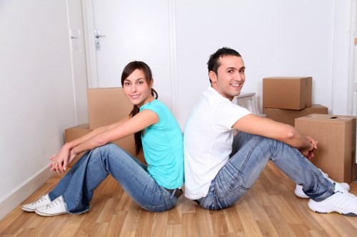Flexible man with van service for Ilford home and business moves