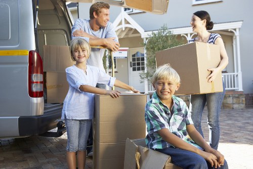 Reliable movers in Ilford completing a well-organized move